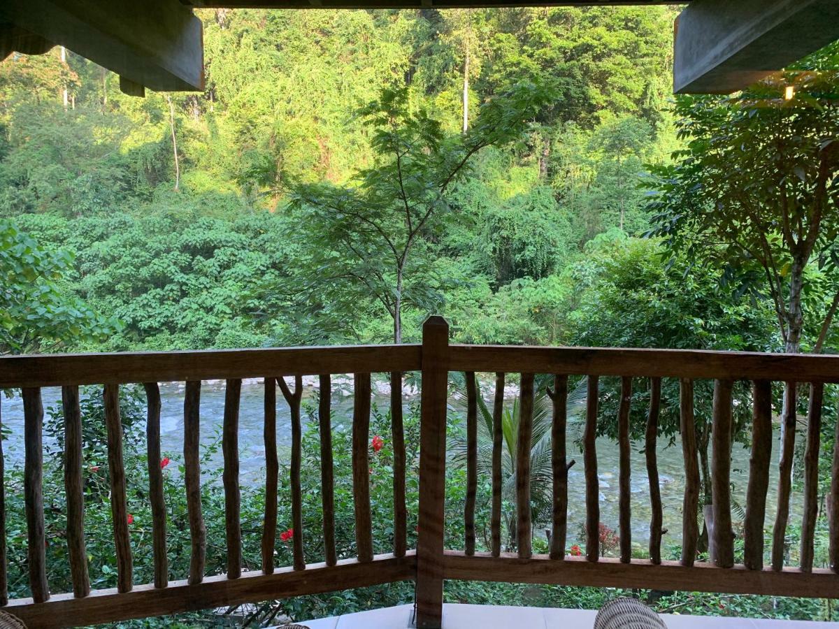 Kupu Kupu Garden Guest House & Cafe Bukit Lawang Esterno foto